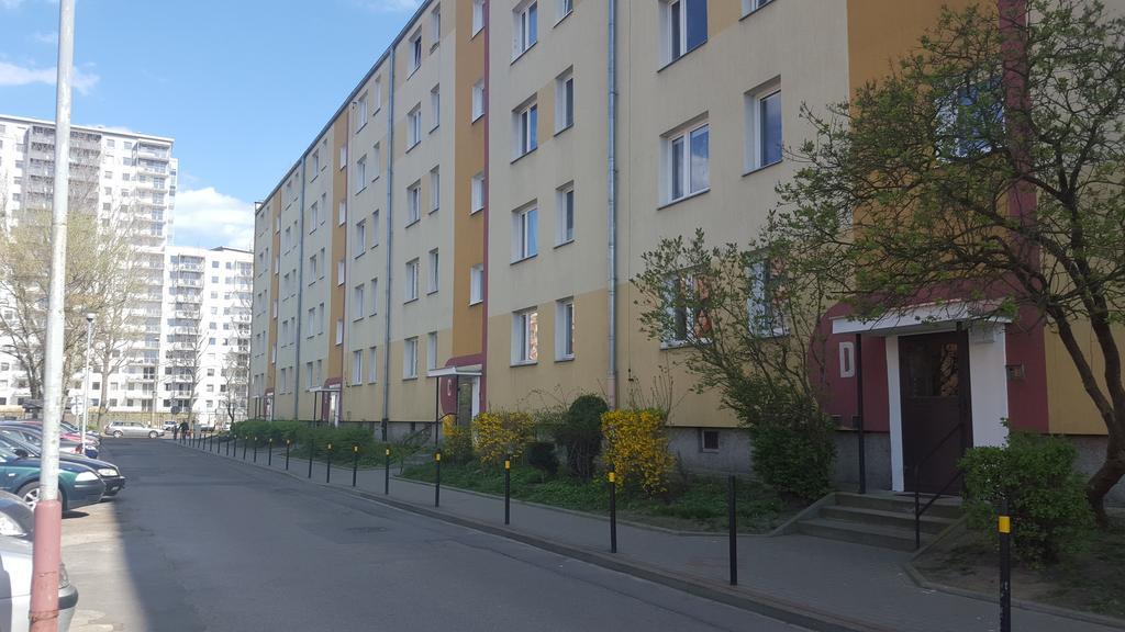 Studiospanie Studio Kapitana Z Balkonem Na Parterze Gdansk Exterior photo